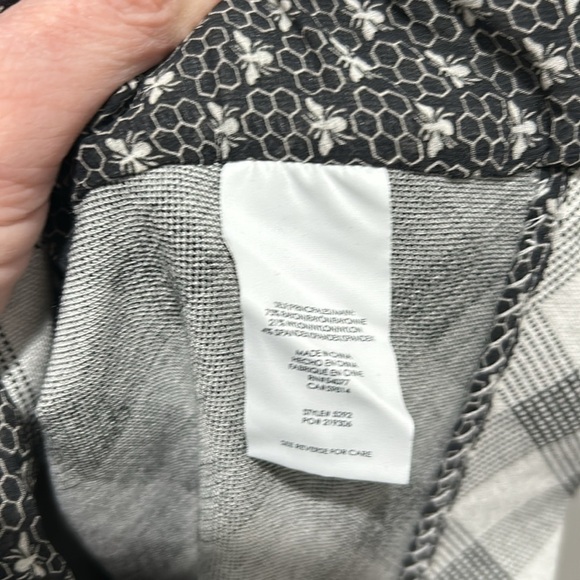 Women's Checkered Jacket - Picture 4 of 4